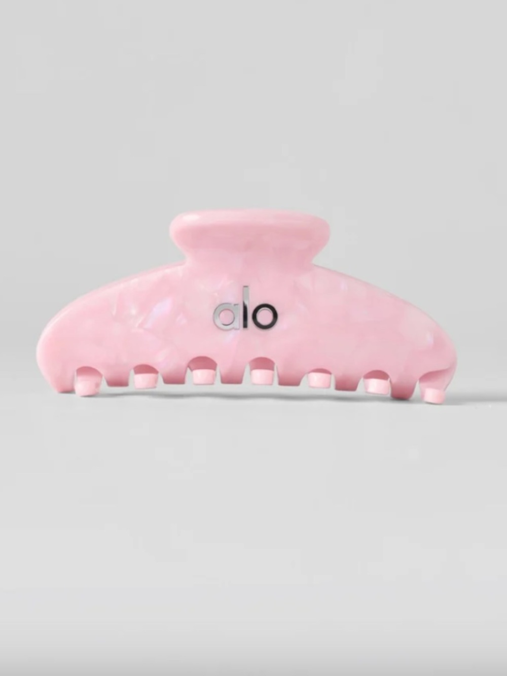 Alo 90's Claw Clip Pink Marshmallow Shell